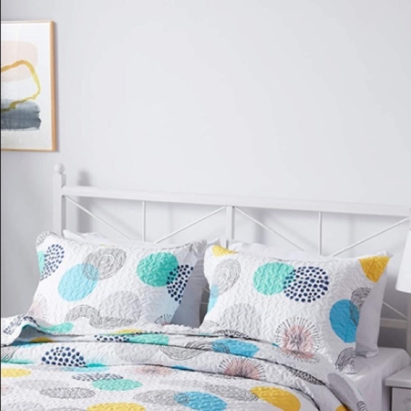 NWOT SunStyle Home Quilt Pillow Set c2. - Picture 13 of 13